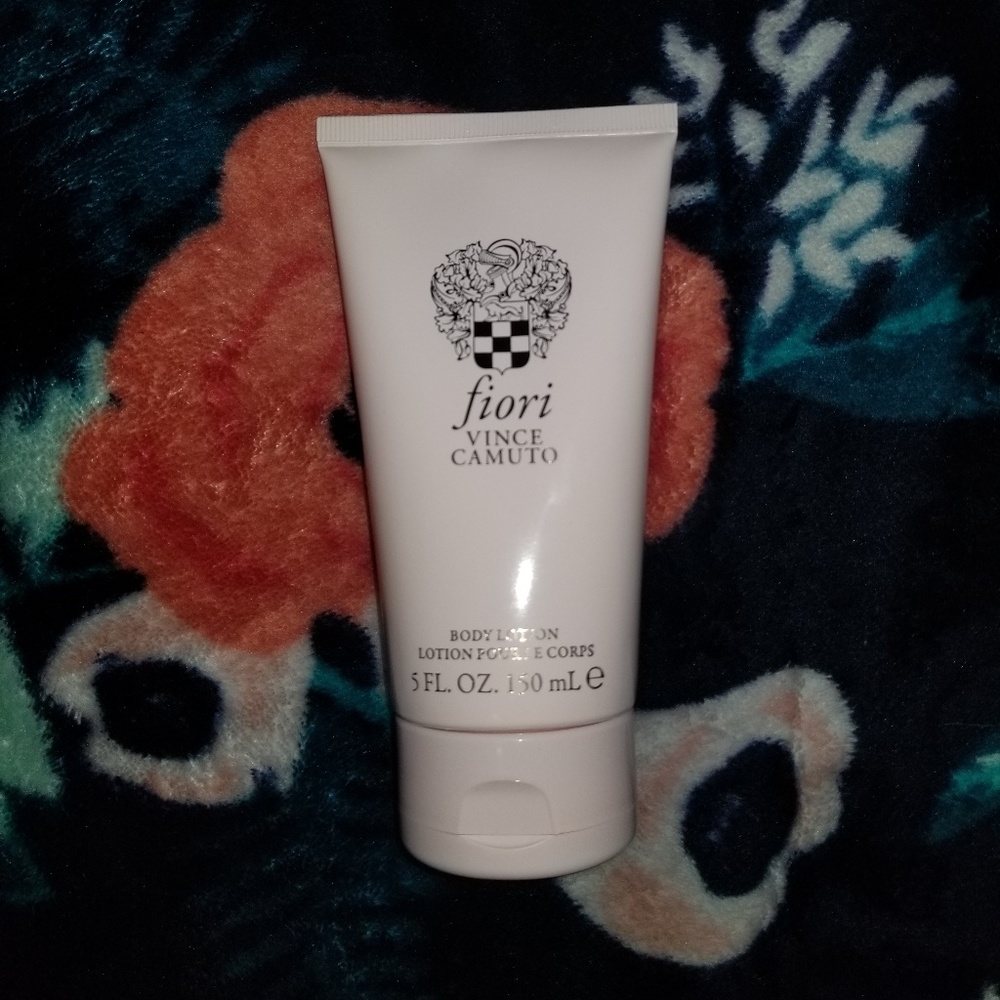 Fiori Vince Camuto